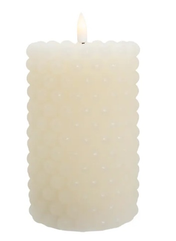 7"LED BUBBLE CANDLE W/ FLICKER FLAME. USES 2 "AA" 