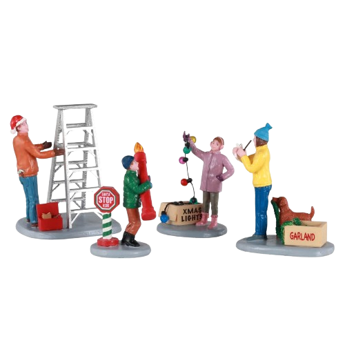 GETTING READY TO DECORATE, SET OF 4